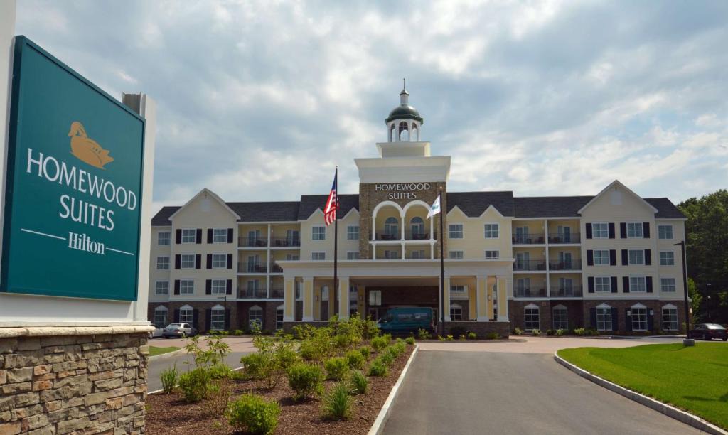 Saratoga Springs Hotel | Homewood Suites By Hilton Saratoga Springs