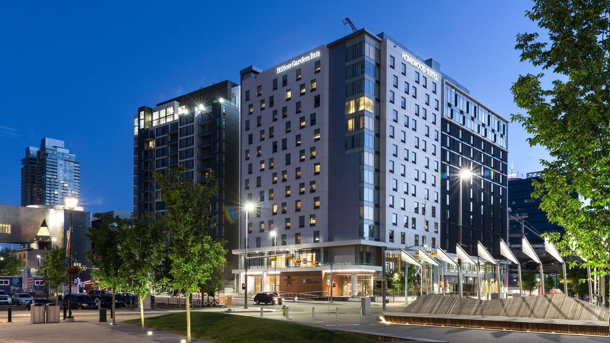 East Village Hotel | Homewood Suites by Hilton Calgary Downtown