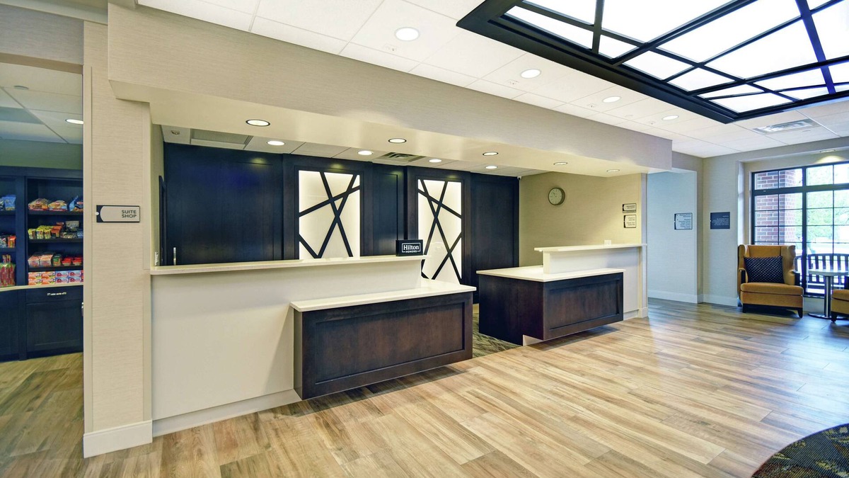 Gateway Hotel | Homewood Suites by Hilton Denver Int'l Airport