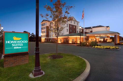 Newtown Hotel | Homewood Suites by Hilton Newtown - Langhorne, PA