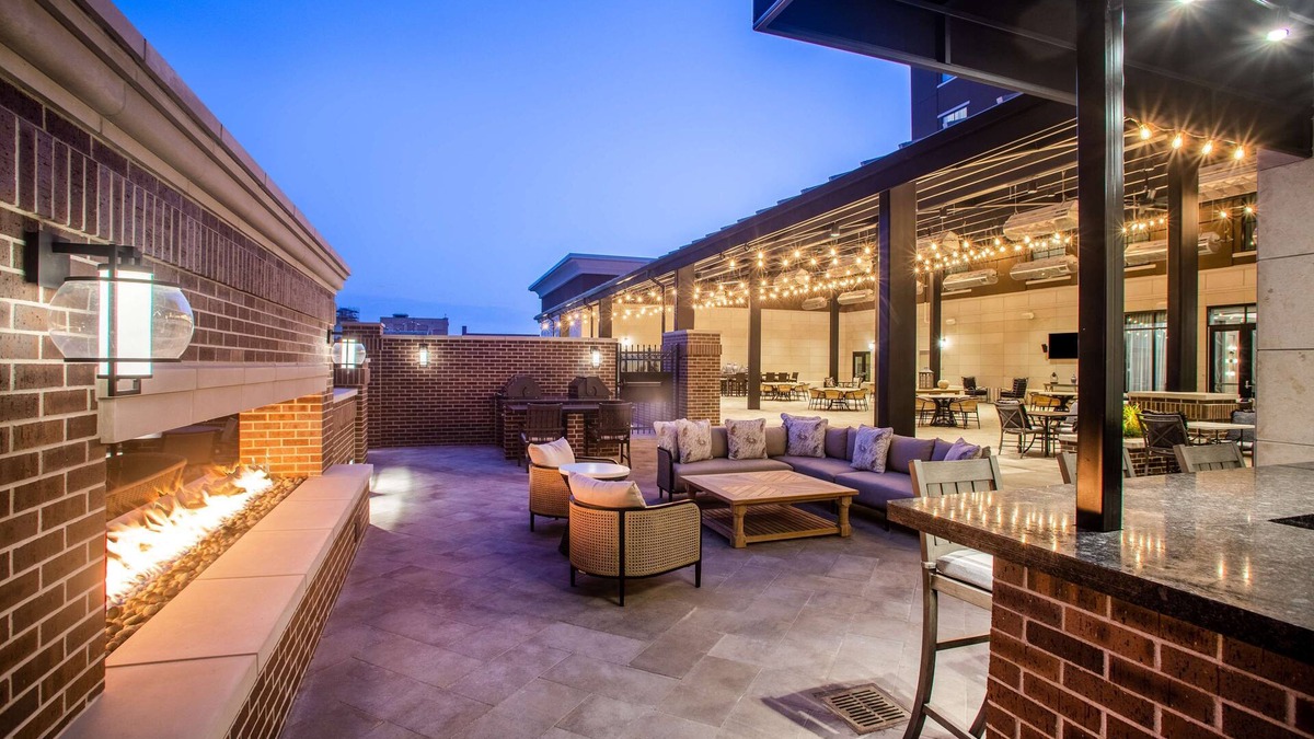 Salina Hotel | Homewood Suites by Hilton Salina Downtown