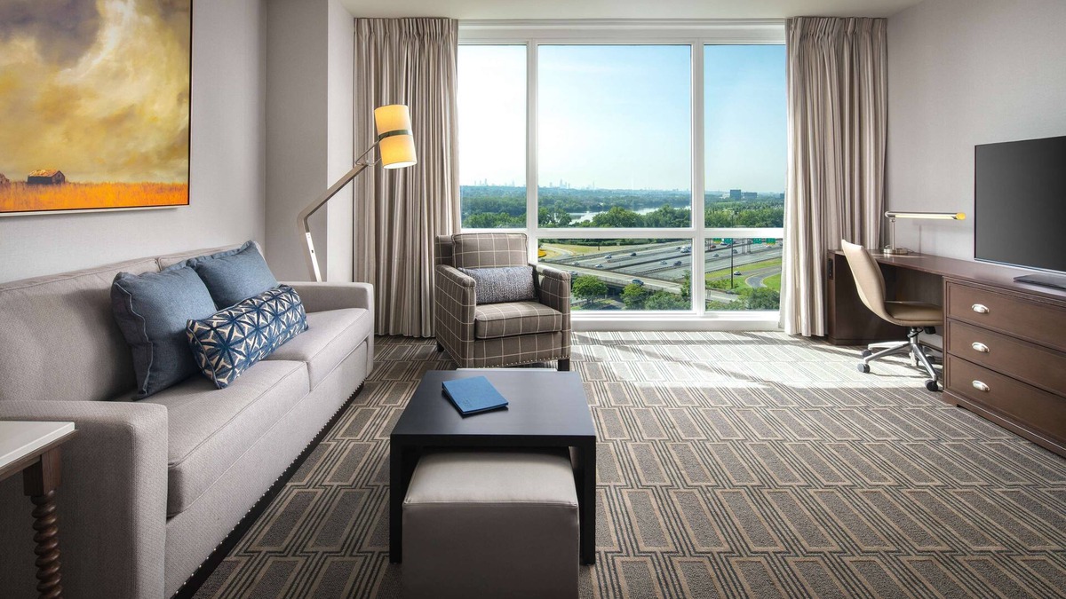 Teaneck Hotel | Homewood Suites by Hilton Teaneck Glenpointe