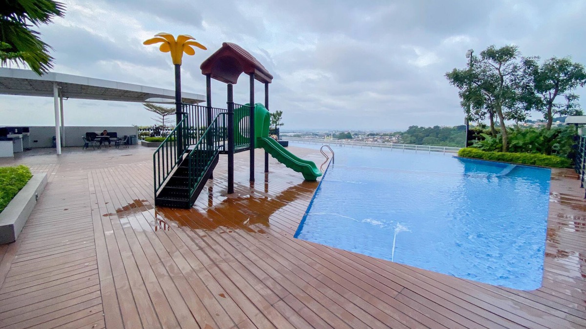 Semarang Apartment | Homey And Cozy Living Studio Amartha View Apartment