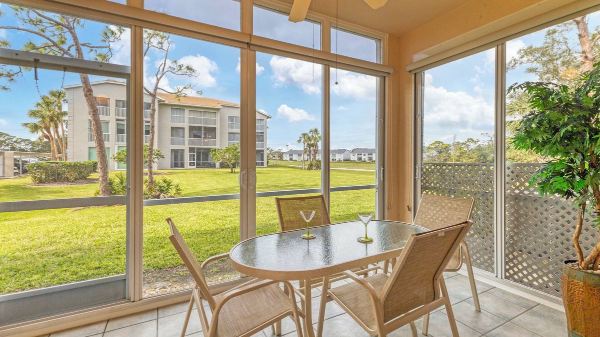 Palmer Ranch Condo | Homey Comfort Meets Championship Golf–Ground Floor Condo in Stoneybrook Sarasota