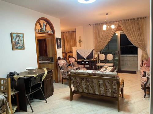 Beit Jala Apartment | Homey Family Apt - Fully Furnished