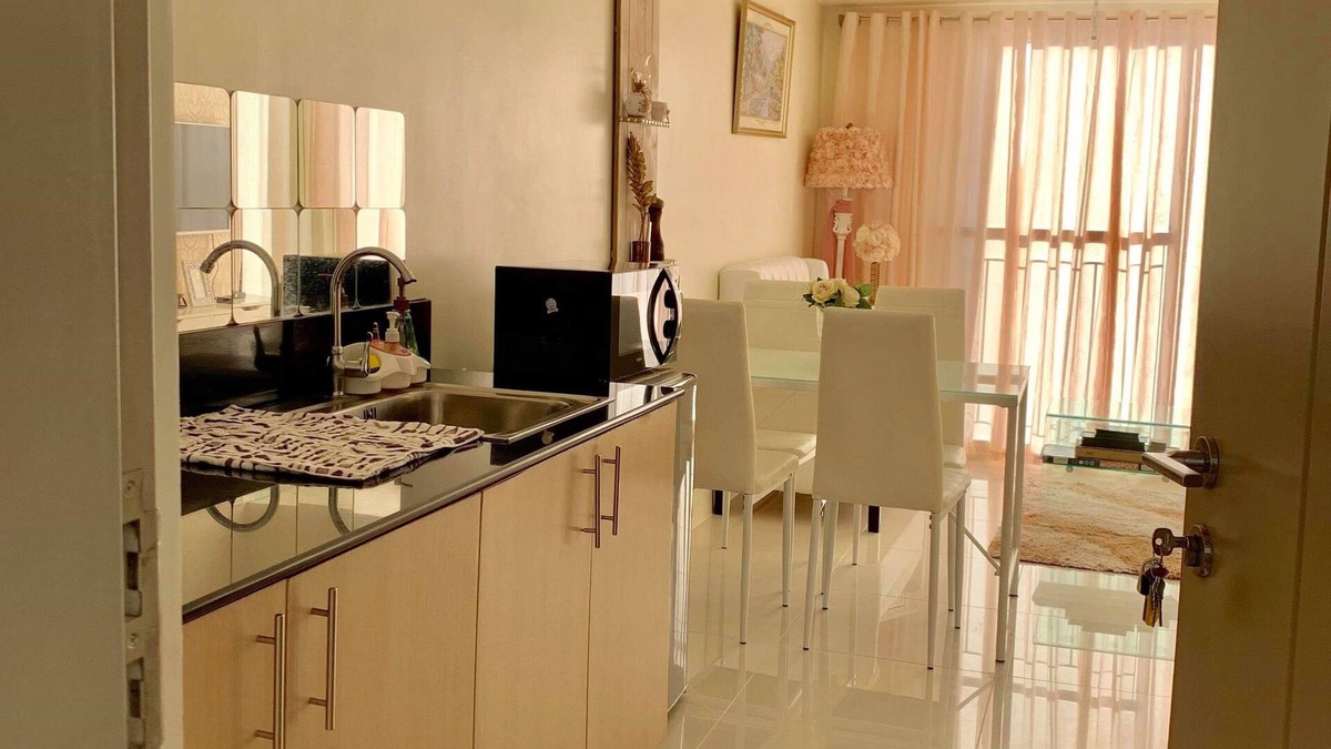 Amadeo Condo | Homey Staycation Tagaytay