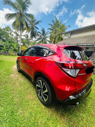 Matugama Boat Rental | Honda Vezel RS