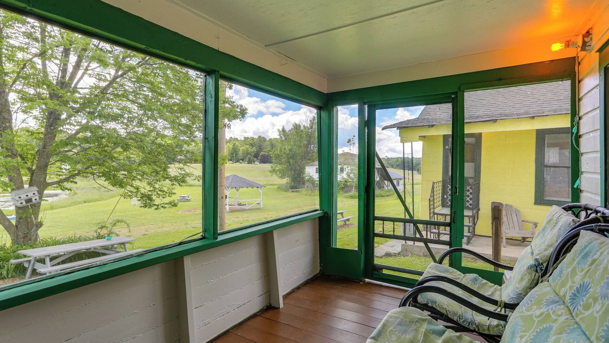 White Mills Cabin | Honesdale Cabin on 110-Acre Farm: Pets Welcome!