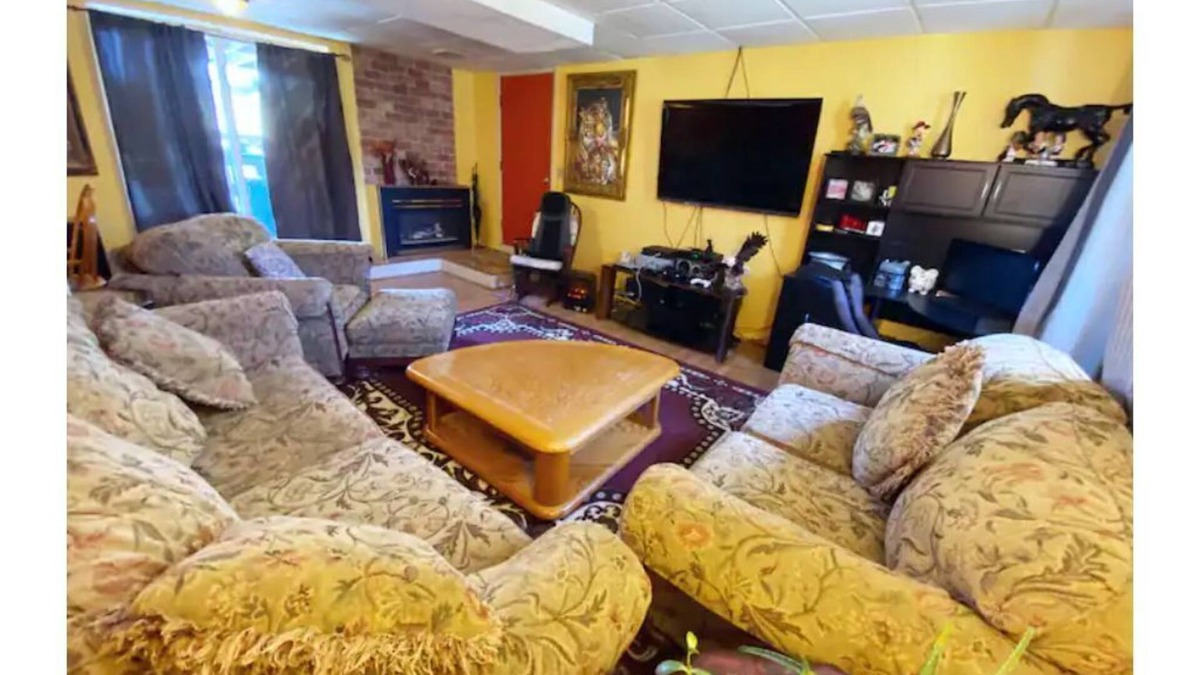 White Mills Apartment | Honesdale Retreat ~ Hidden Gem - 2 Bedroom Unit