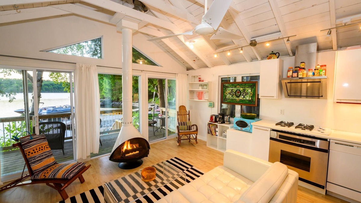 Frontenac Cottage | honeymoon cottage all yours, view, lakefront, hot tub