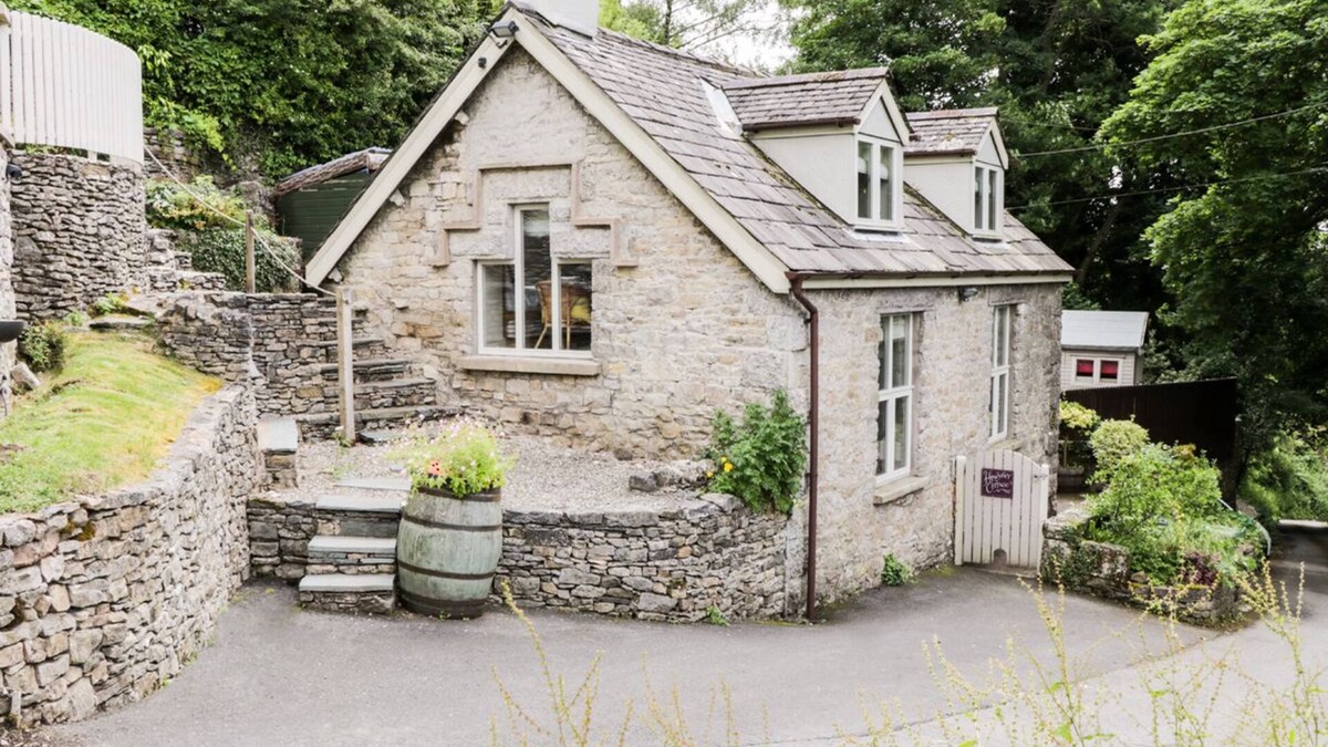 Brigsteer Cottage | Honeypot Cottage
