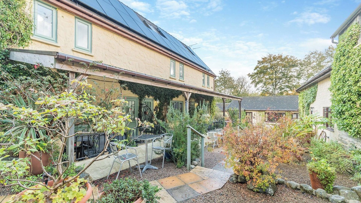 Tremain Cottage | Honeysuckle Cottage- UK45594