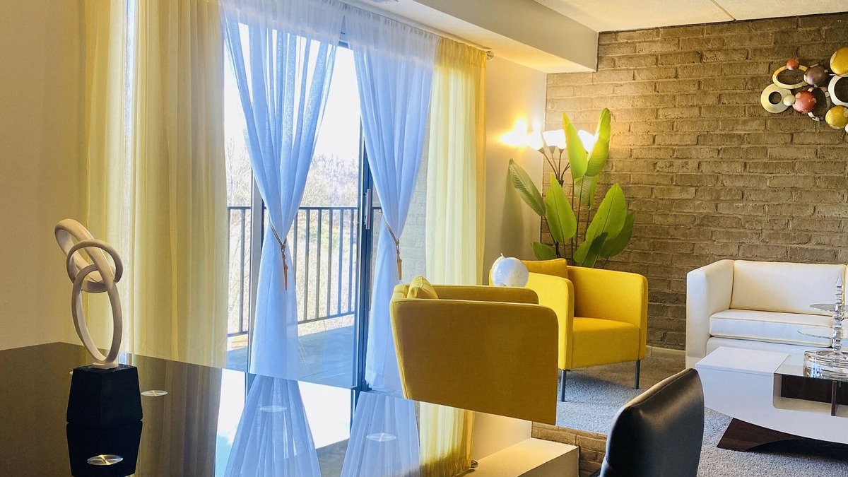 Monroeville Apartment | Honoray-Kes lovely two bed rooms apartment