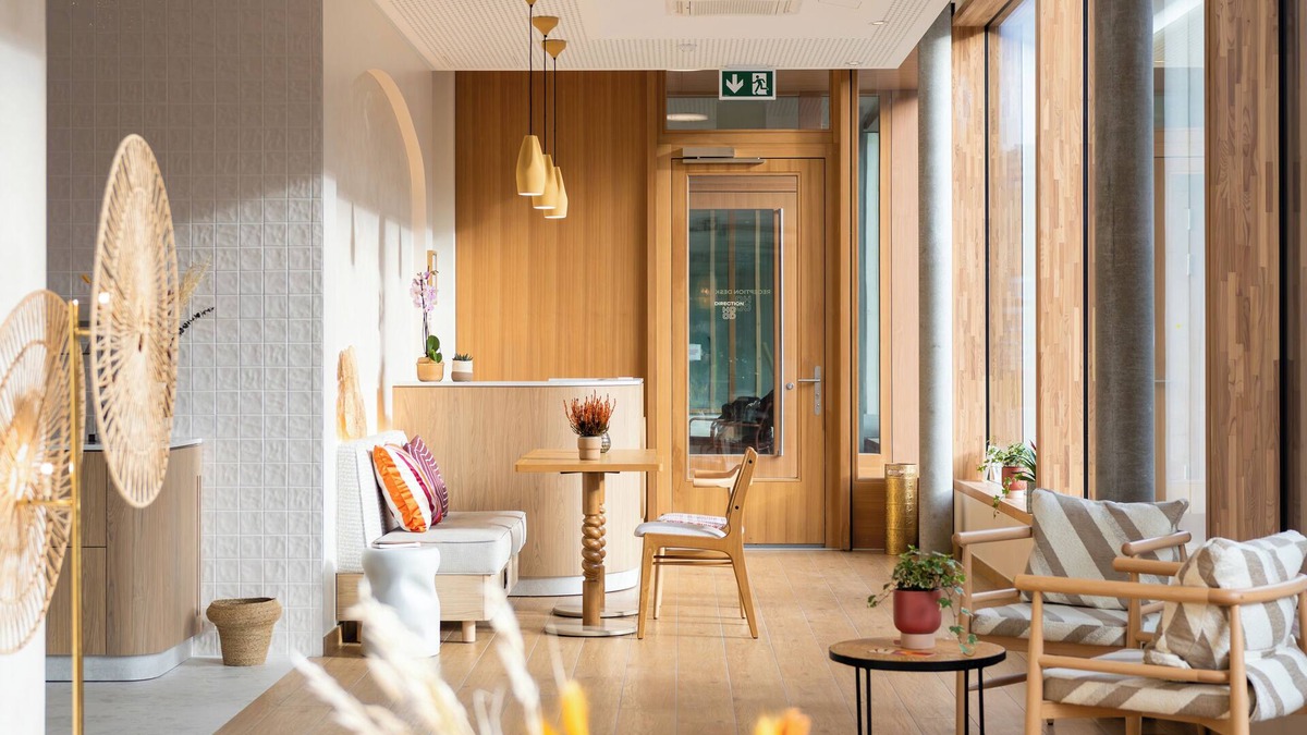 Les Eaux-Vives Hotel | HOOD