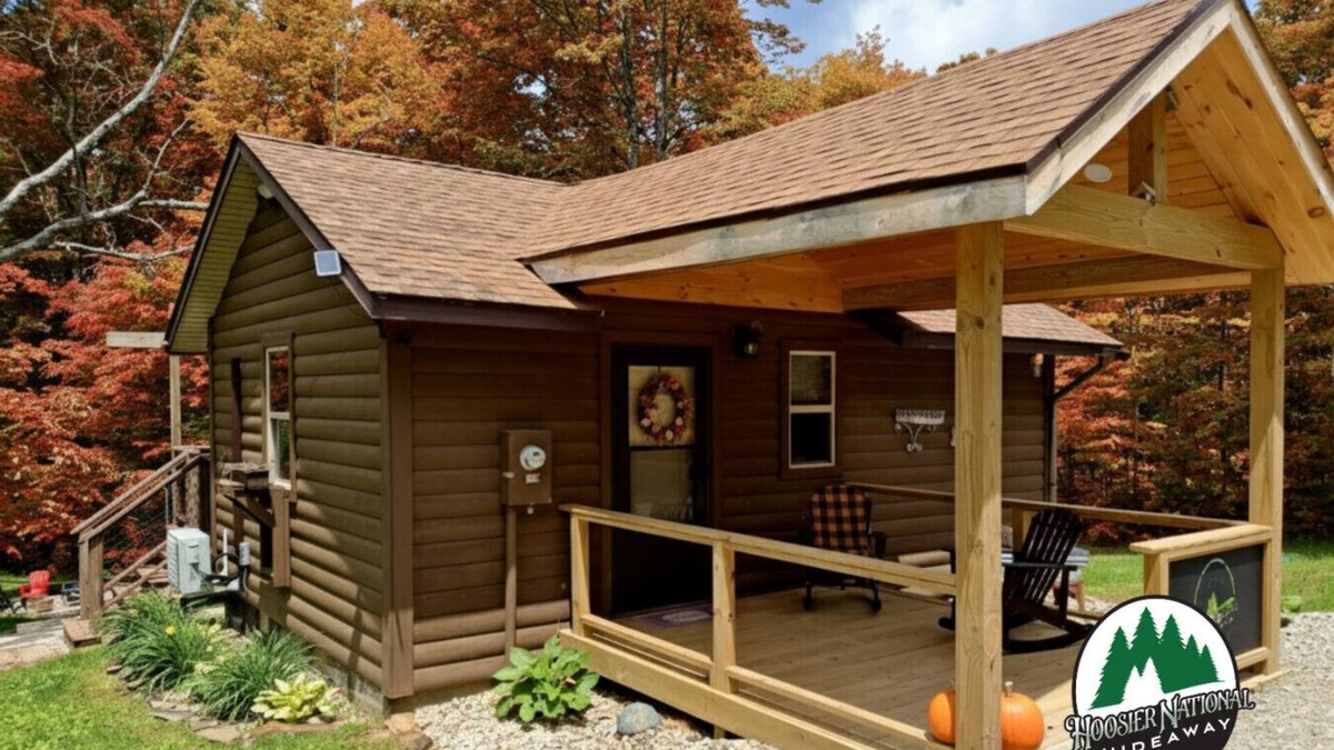 Freetown Apartment | Hoosier National Hideaway