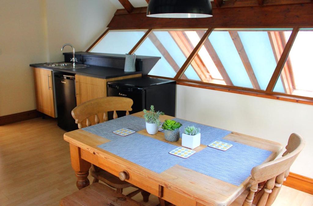 Egloshayle Apartment | Hooters Apartment EV Point