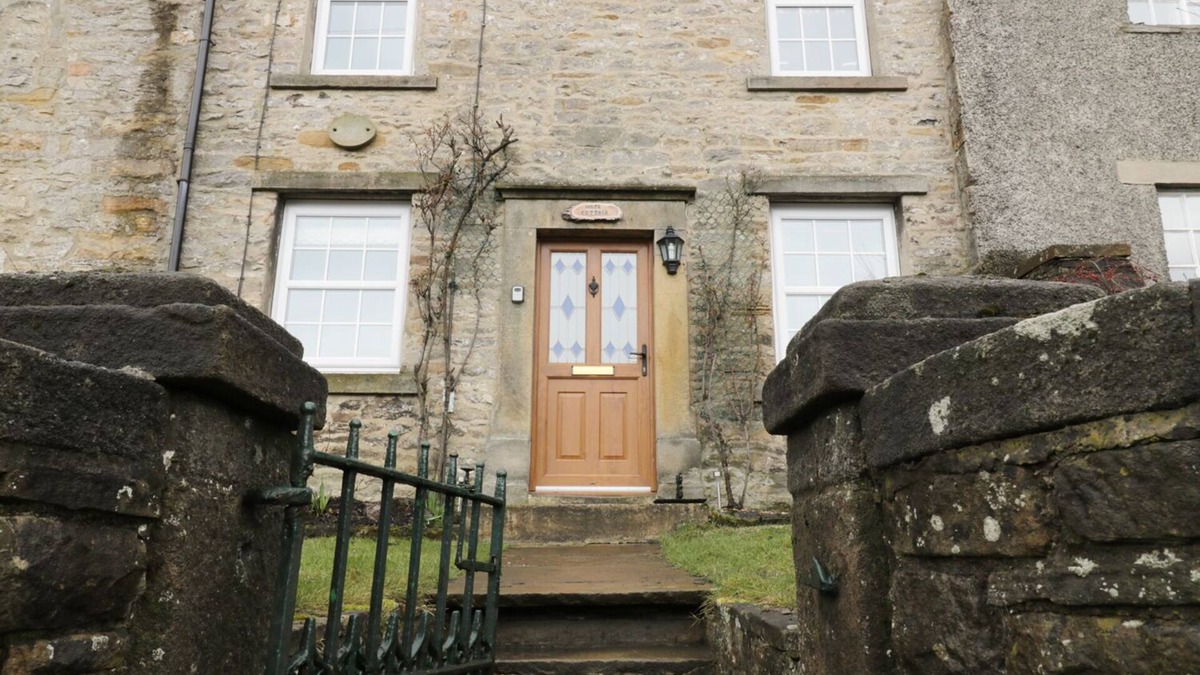West Witton Cottage | HOPE COTTAGE, character holiday cottage in West Witton
