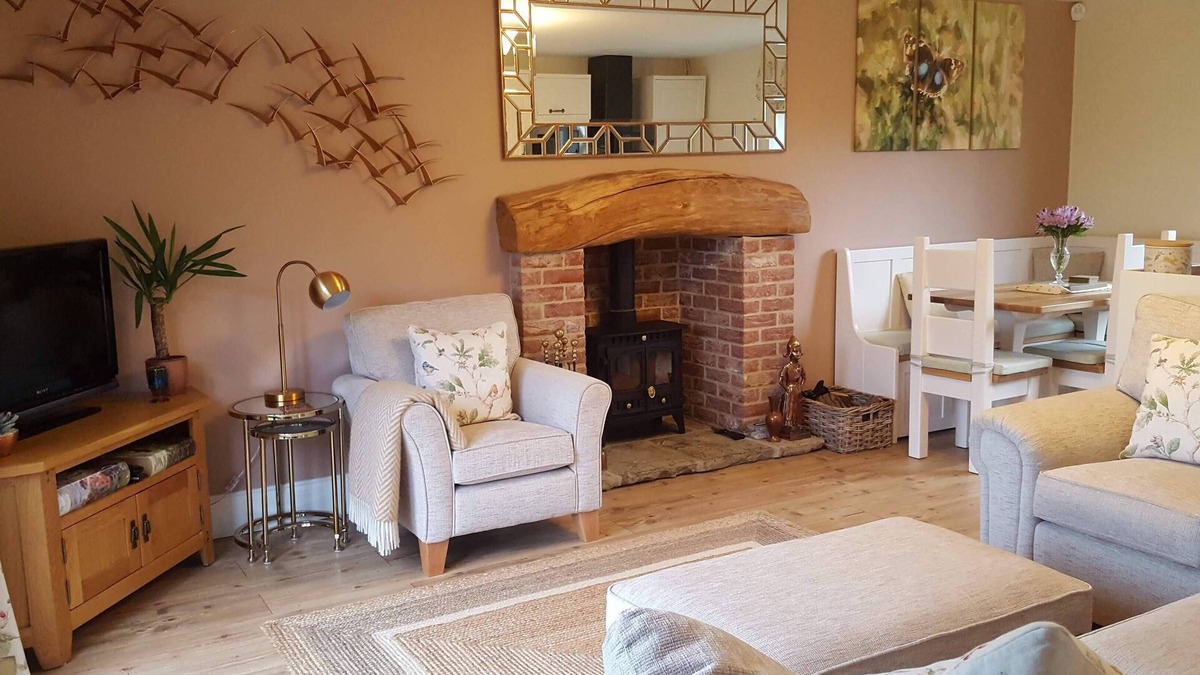 East Drayton House | Hope Haven Retreat, self-catering home from home - Come and be refreshed!