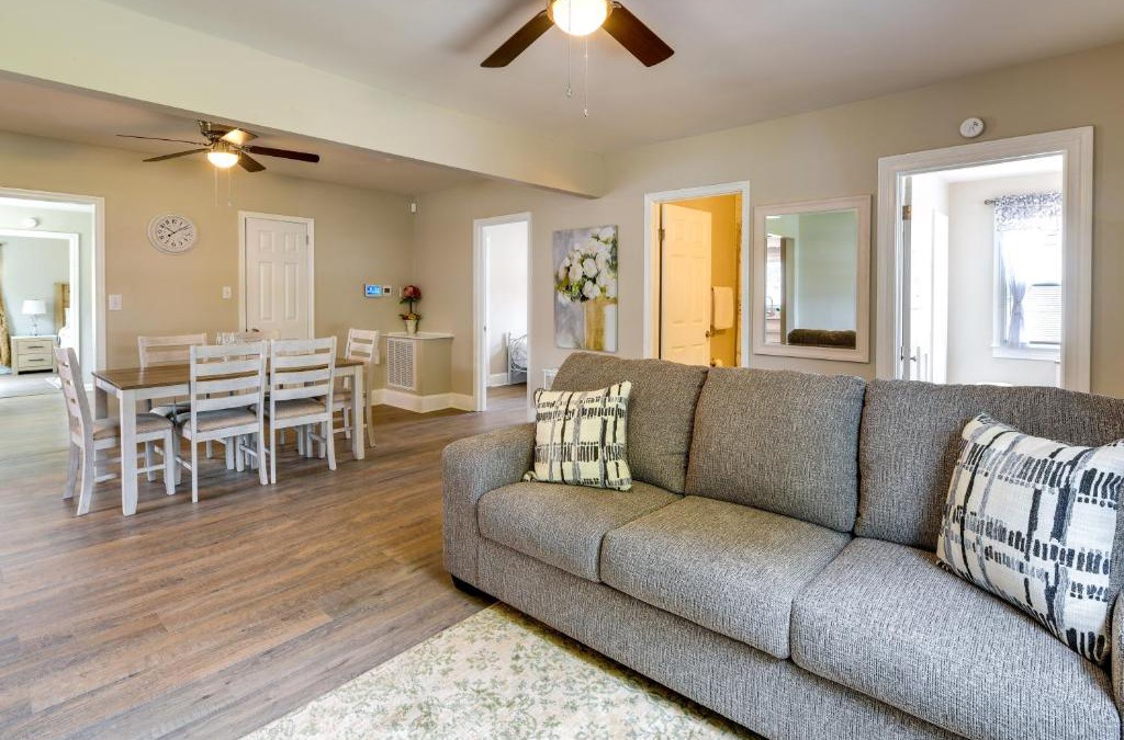 Hopewell House | Hopewell Vacation Rental about 3 Mi to James River