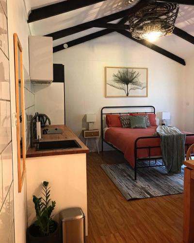 Oyster Cove House | Hopkins Homestead Farm Stay Studio