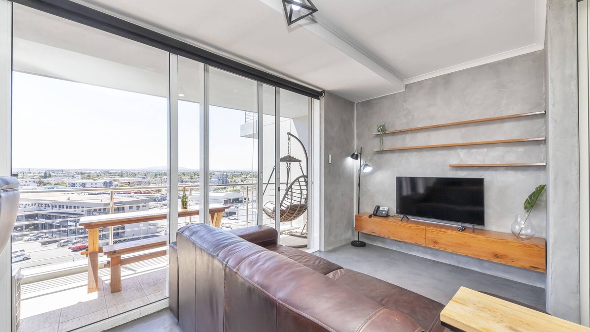 Bloubergstrand Apartment | Horizon Bay 304 cosy self-catering beachfront APT