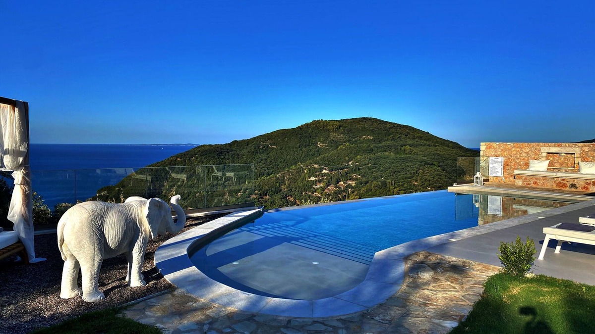Parga Villa | Horizon Blue Luxury 3bedroom Villa with stunning views