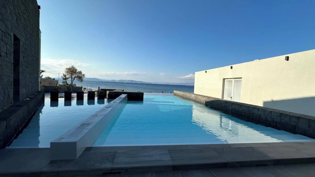 Vagia Villa | Horizon Luxury Seafront Villa