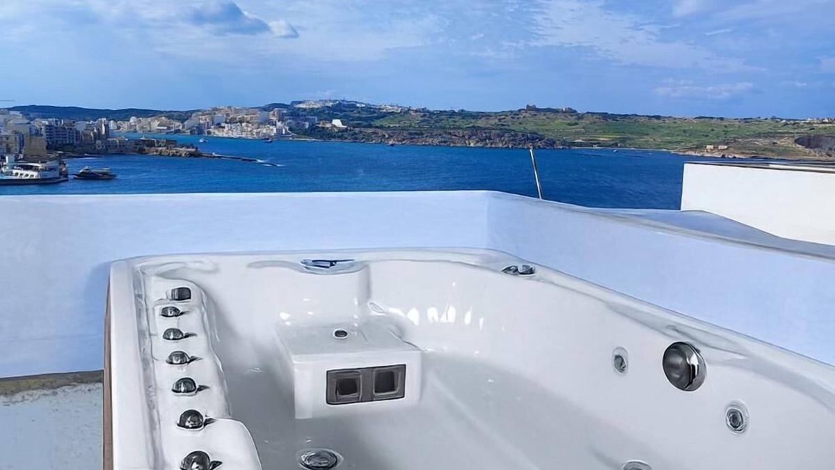 Bugibba Apartment | Horizon Suites by the Sea