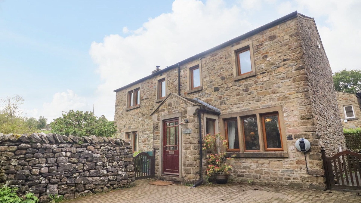 Horton in Ribblesdale Cottage | HORTON SCAR HOUSE, pet friendly in Horton-In-Ribblesdale