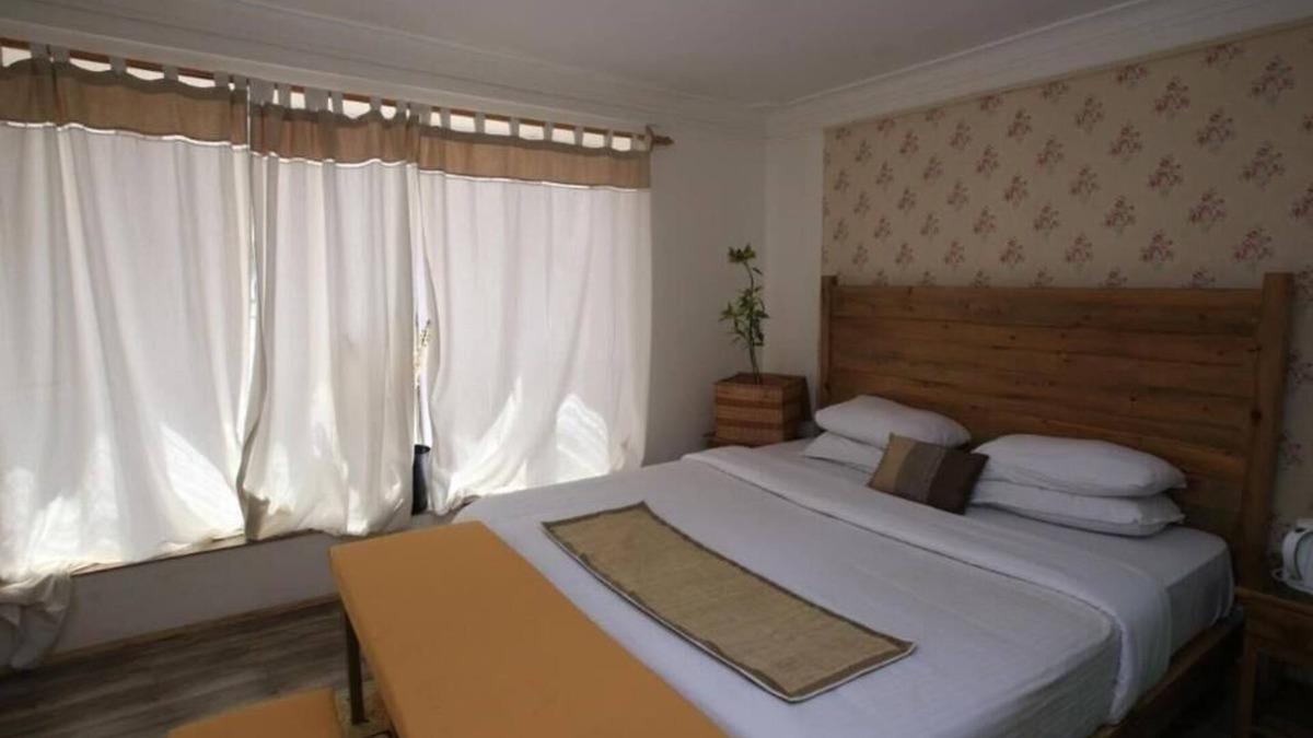 Leh Bed & Breakfast | Horzay stays - Double Room with Mountain View - 7