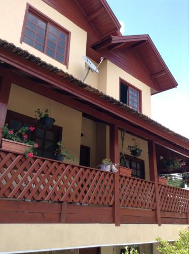 Vila Luiza House | Hospedagem dona Tania
