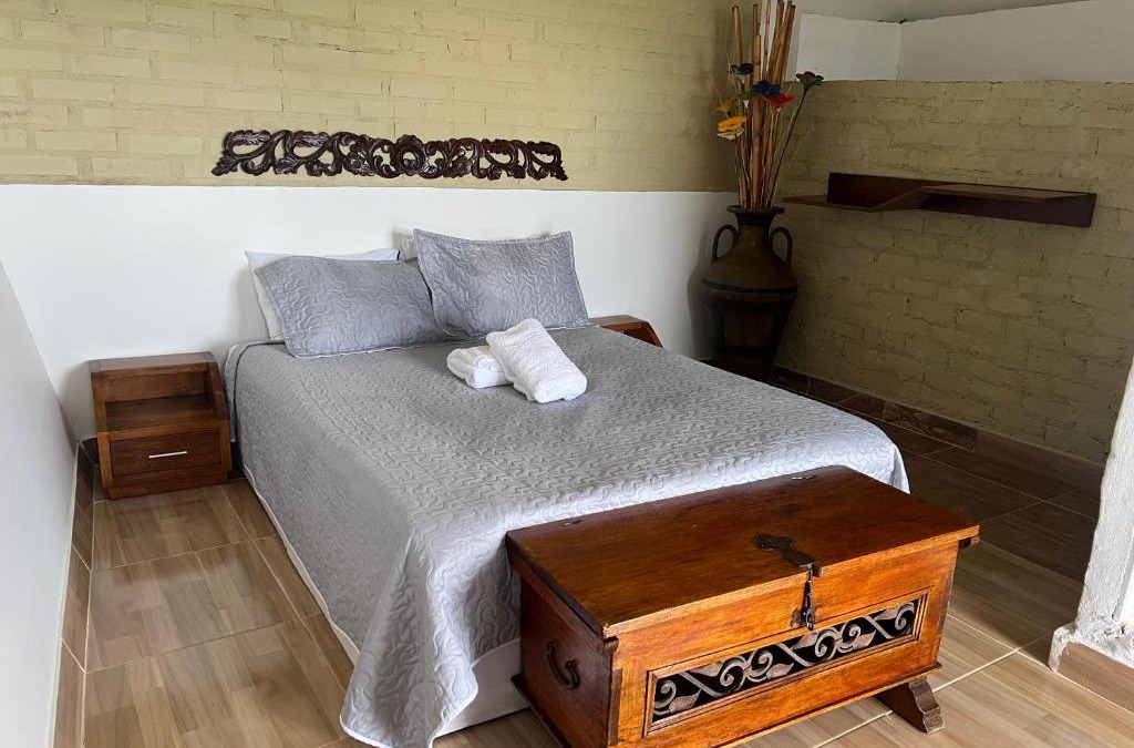 Moniquira House | Hospedaje Hornilla