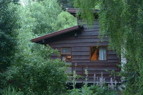 Lago Puelo Bed & Breakfast | Hospedaje Las Gardenias