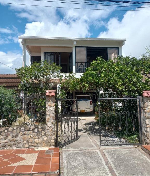 Guaduas House | Hospedaje Los Naranjos