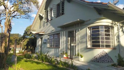Campo Alegre House | Hospedaria 71