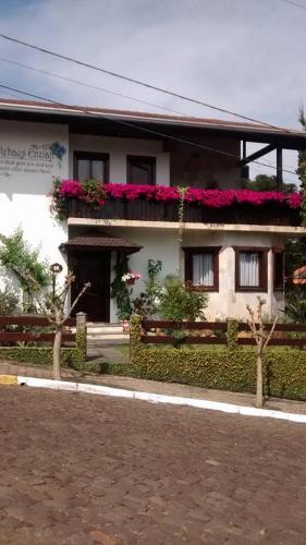 Treze Tilias House | Hospedaria Gãstehaus Enzian
