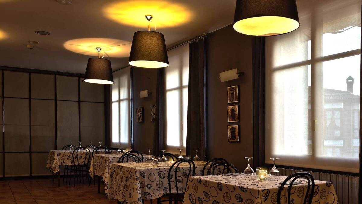 Loarre Hotel | Hospedería de Loarre