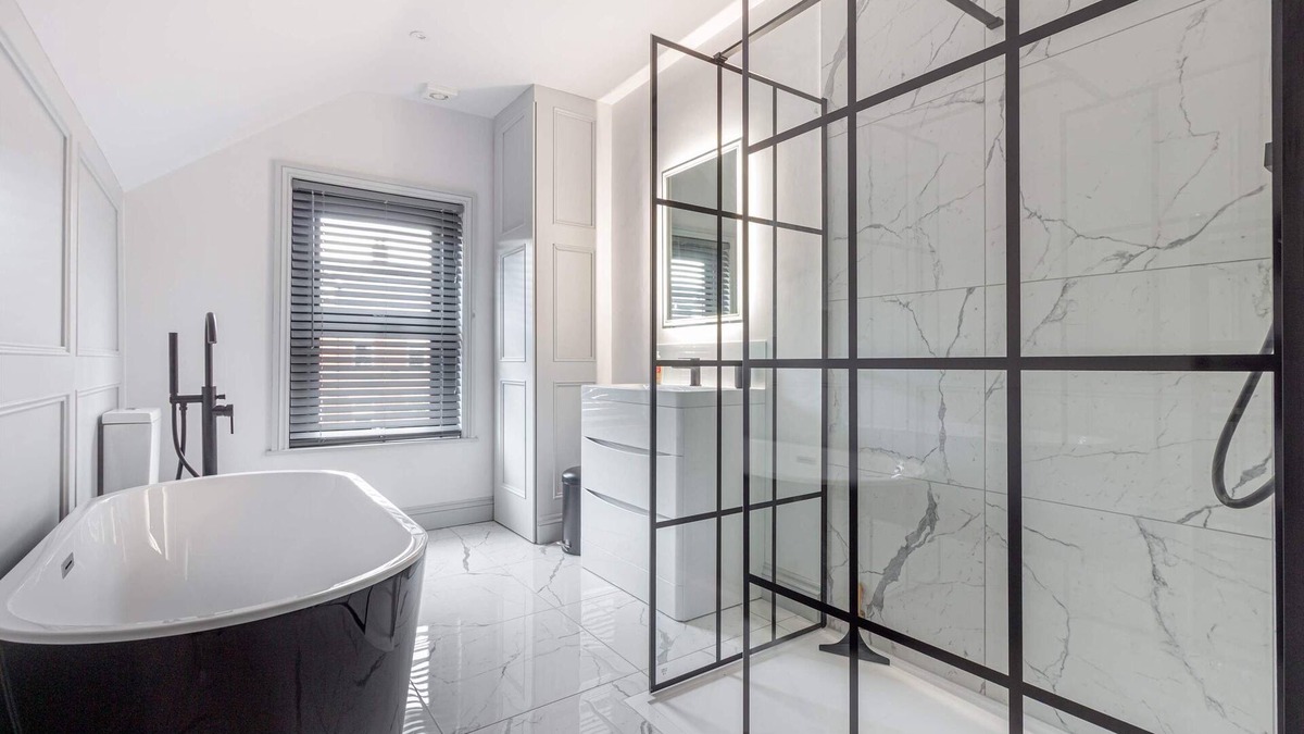 Hereford House | Host & Stay | Barton Road Retreat