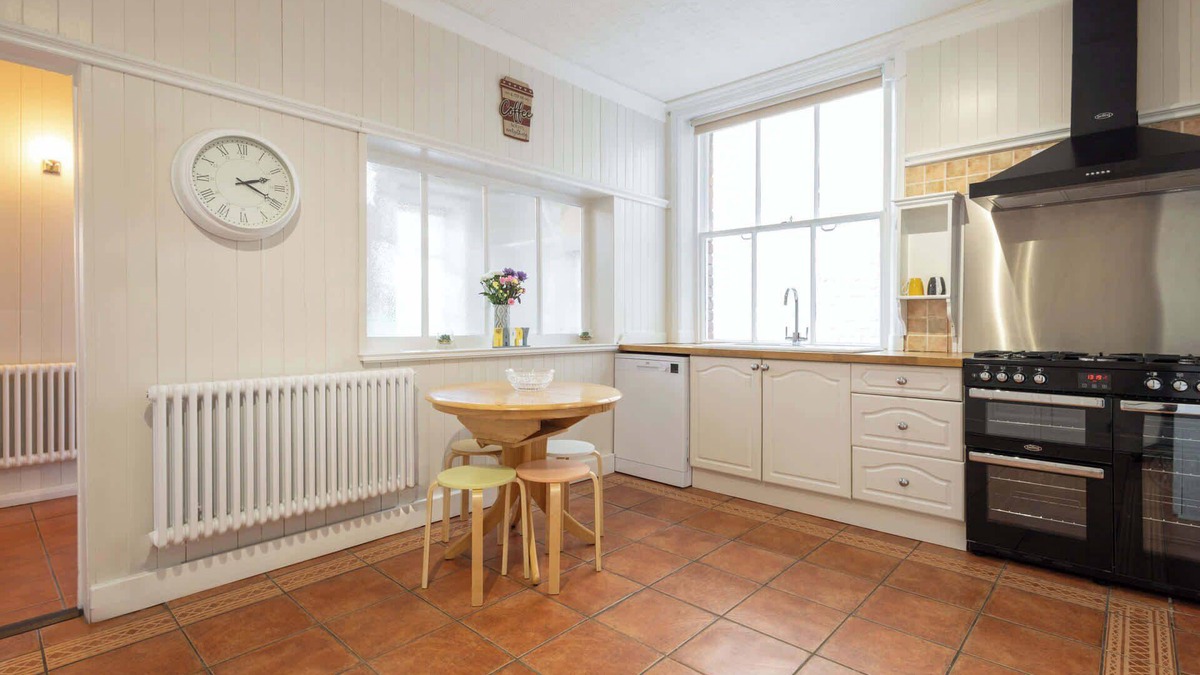 Carlisle House | Host & Stay | Chatsworth Townhouse II
