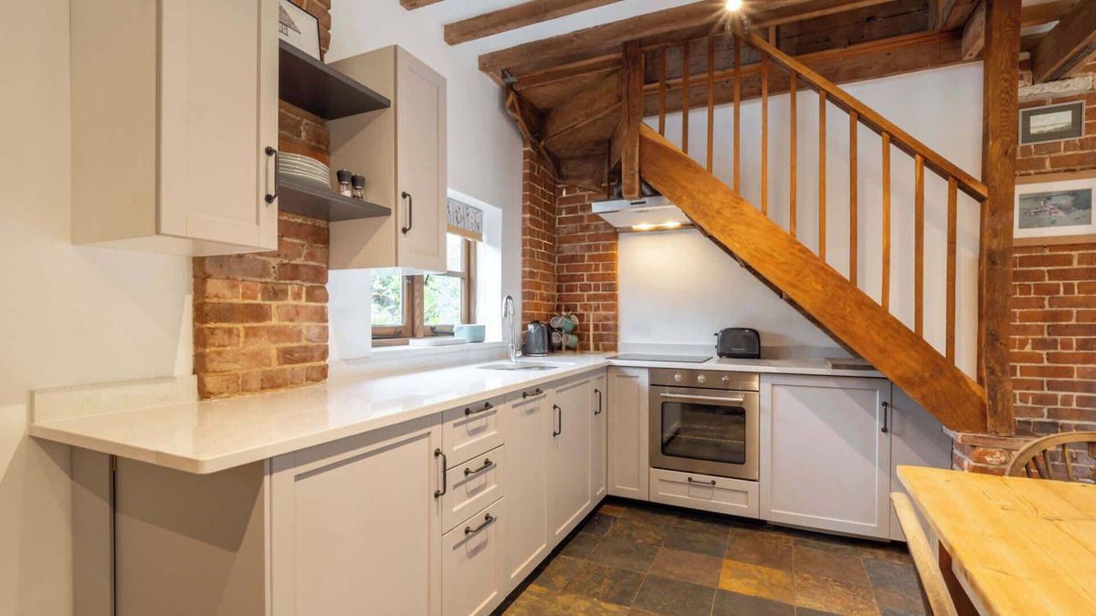 Bilting House | Host & Stay | Downs Farm Granary