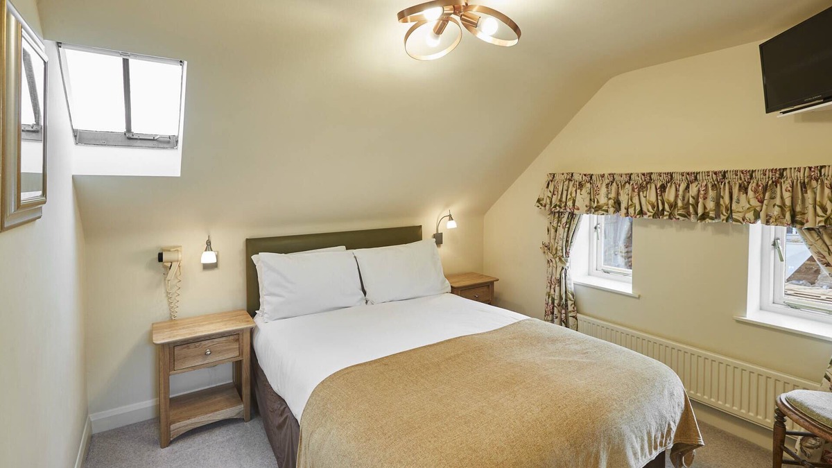 Scawton House | Host & Stay | Drey Cottage