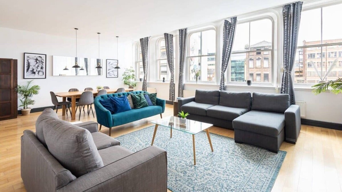 Liverpool City Centre Apartment | Host & Stay | Exchange Street Living