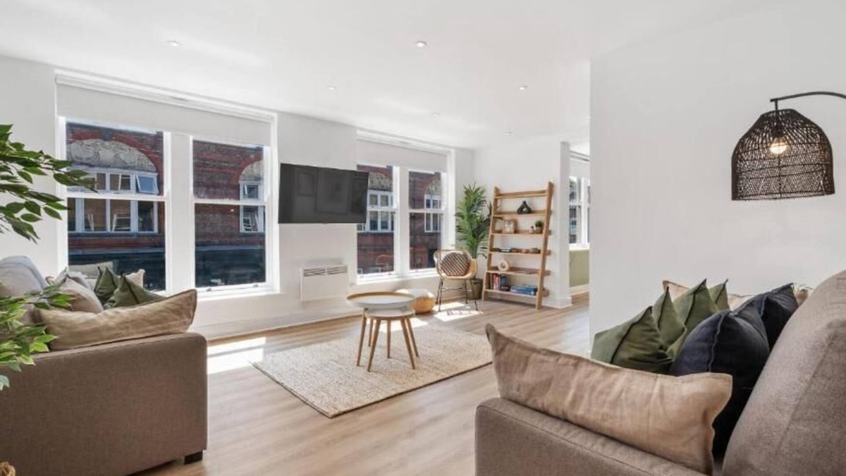 Sefton Park Apartment | Host & Stay | Lark Lane Hideaway