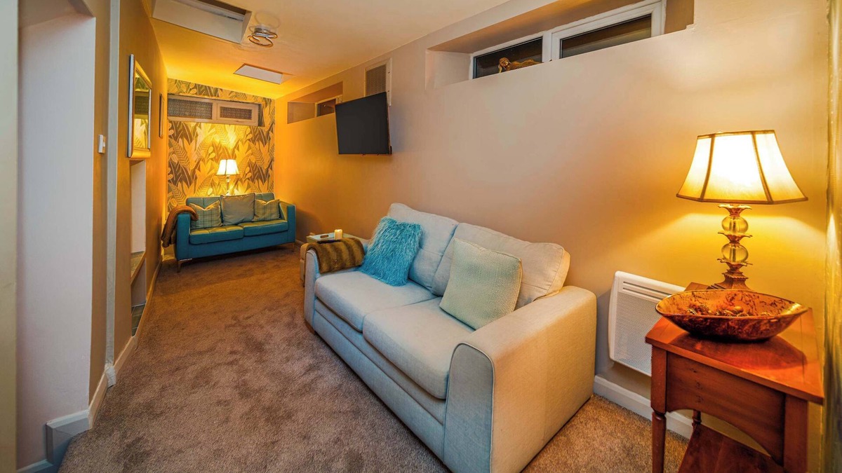 Bury Apartment | Host & Stay | Pied-a-Terre at Manor View