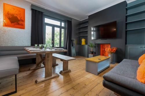 Brighton City Centre Apartment | Host & Stay - Queens Maisonette