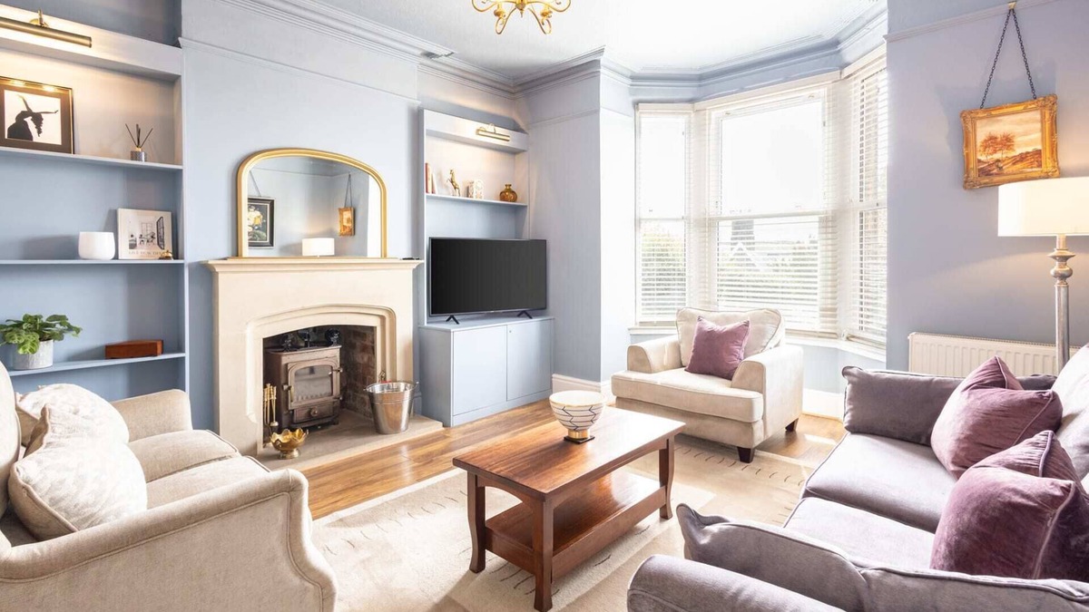 Holestone Moor House | Host & Stay | Rock End