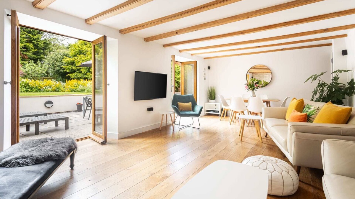 Bempton House | Host & Stay | Sunnyside Barn