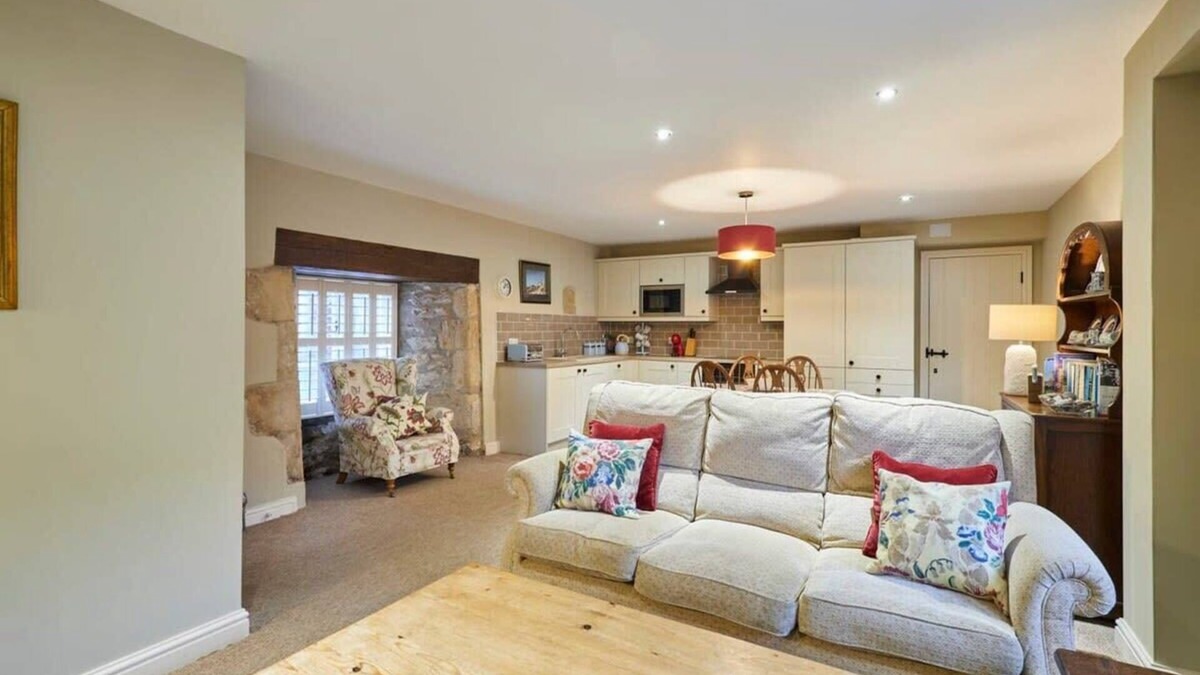 Peterlee House | Host & Stay | The Byre