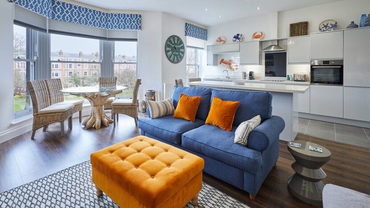 South Cliff Apartment | Host & Stay | The Little Lobster