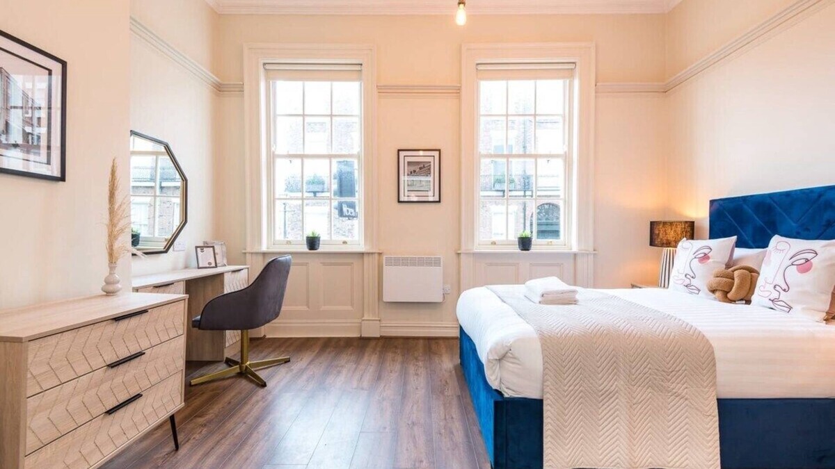 Hope Street House | Host & Stay | The Rodney Townhouse